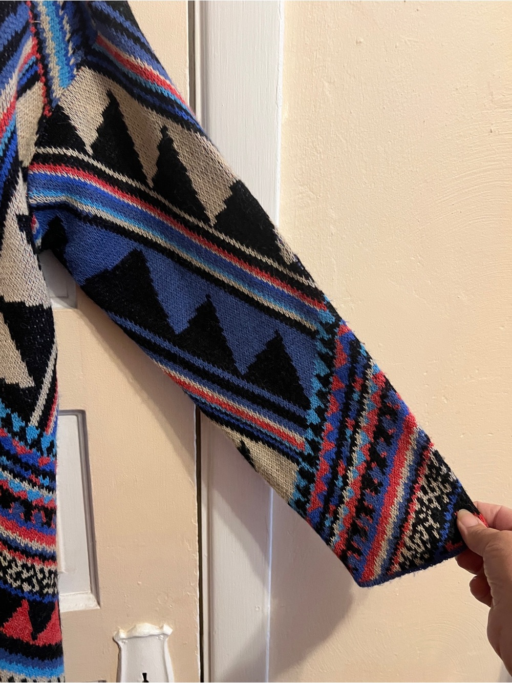 FARM Rio Geometric Open-Front Cardigan Sweater - Blue, Red, Black, Cream - Picture 5 of 8